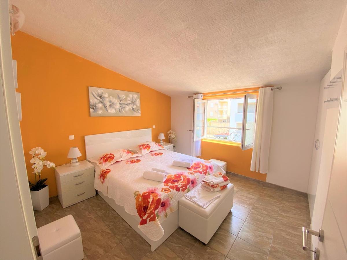 Apartment Beach Макарска Экстерьер фото